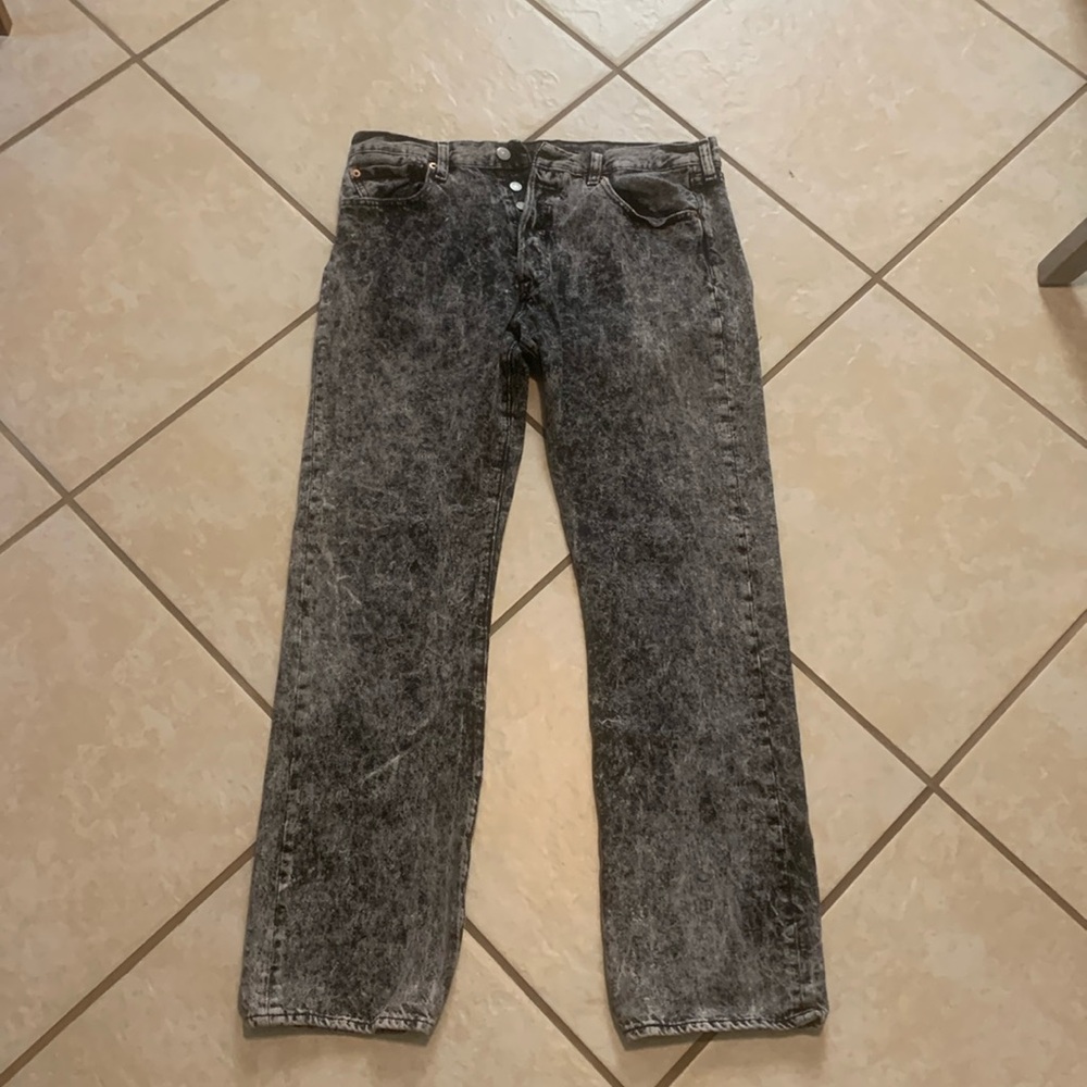 Men’s Black Acid Wash Levi 591 dungaree jeans 34/32 in mint shape